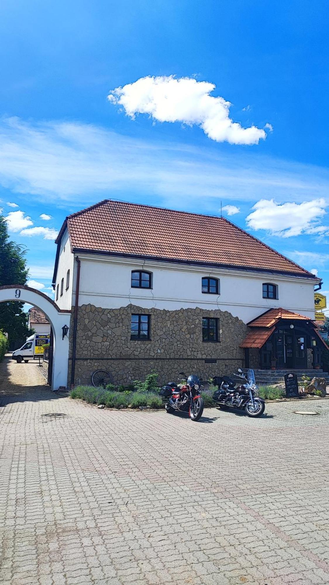 Penzion Horse Farm Lechovice מראה חיצוני תמונה